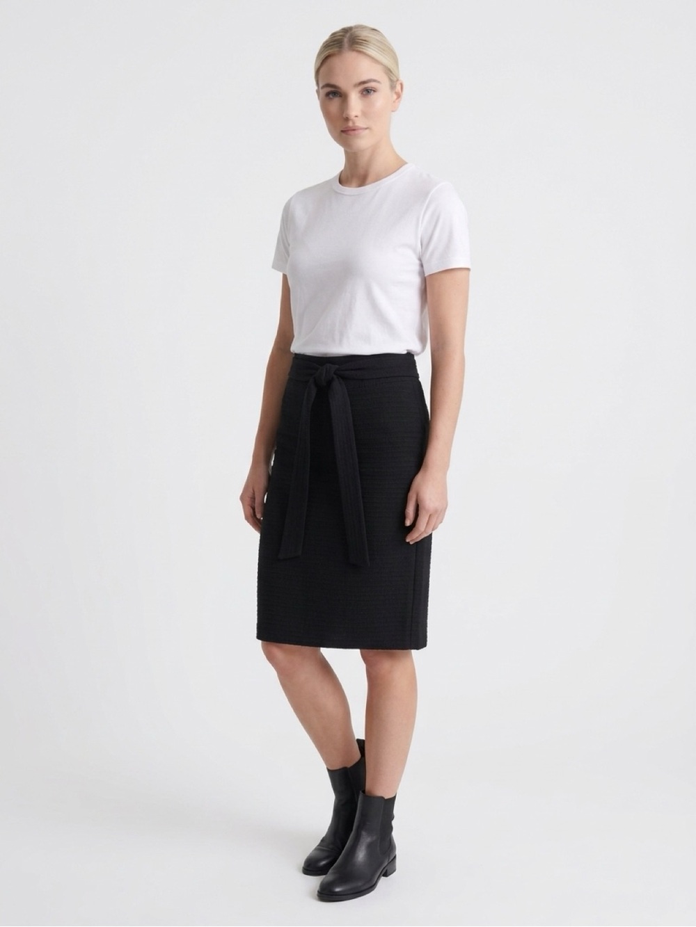 LOFT Black Tie-Waist Pencil Skirt size XXL